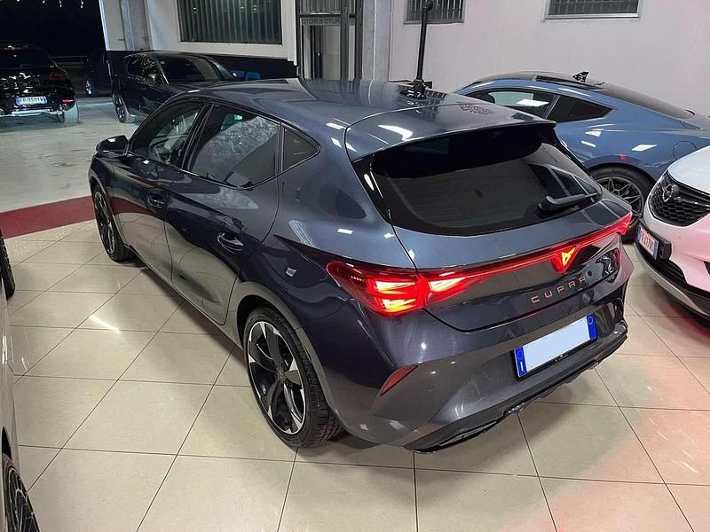 Usata Cupra Leon 150 CV (110 kW) 2025 Grigio Berlina