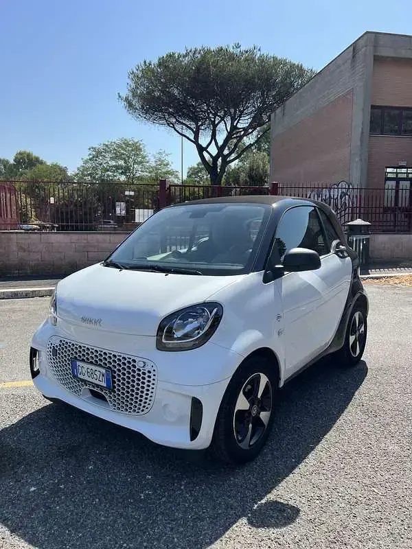 Usata Smart ForTwo Coupé Passion 41 kW (56 CV) 2021 Utilitaria