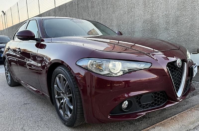 Brugt Alfa Romeo Giulia Super 150 HK (110 kW) 2016 Rød Sedan