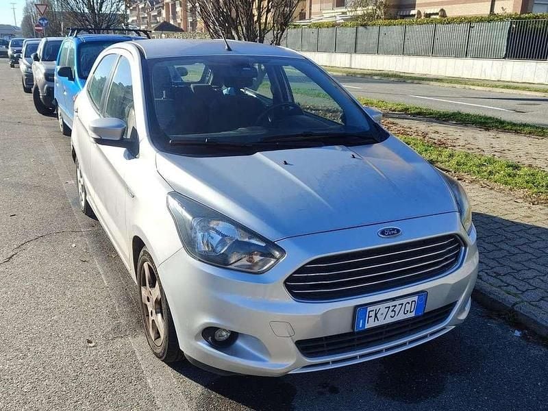 Usata Ford Ka 71 CV (52 kW) 2017 Grigio Berlina