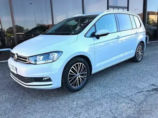 Usata VW Touran Comfortline 116 CV (85 kW) 2018 Grigio Monovolume
