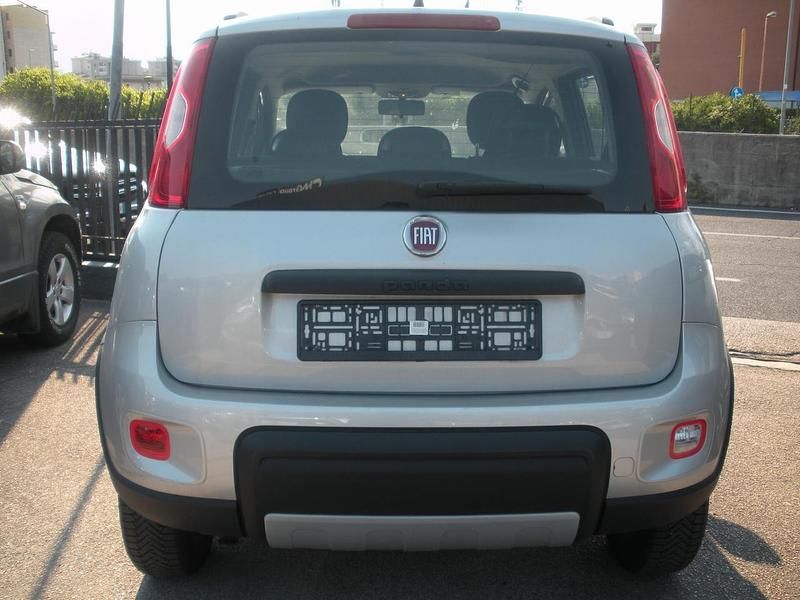 Usata Fiat Panda 4x4 95 CV (69 kW) 2021 Argento Utilitaria