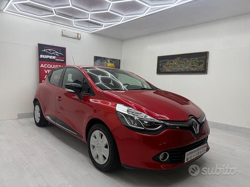 Usata Renault Clio IV 75 CV (55 kW) 2013 Rosso Berlina