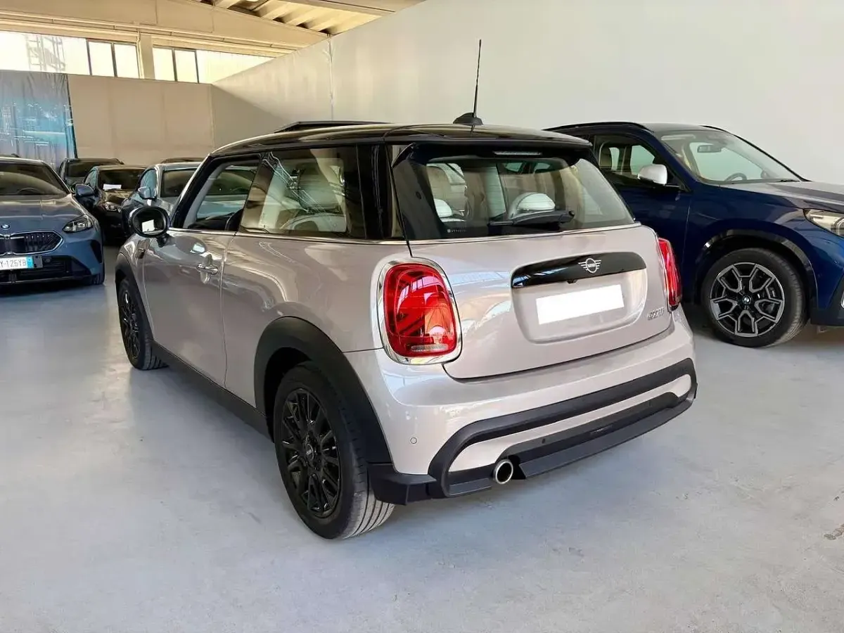 Usata Mini Cooper Classic 136 CV (100 kW) 2023 Rooftopgrey metallic Utilitaria