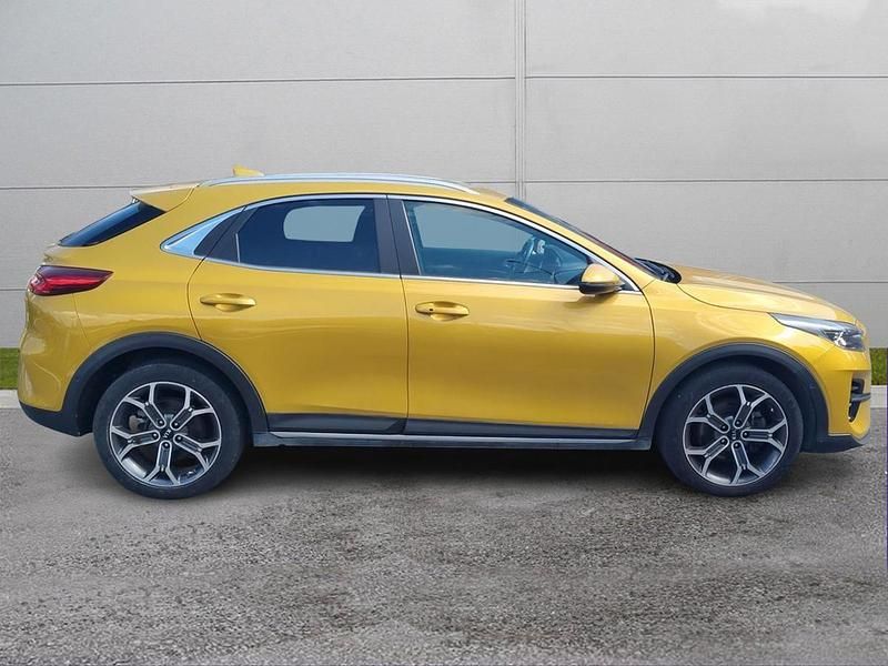 Usata Kia XCeed 218 CV (160 kW) 2021 Giallo SUV