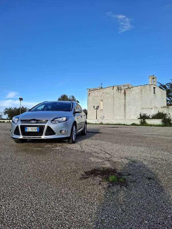 Usata Ford Focus Titanium 116 CV (85 kW) 2012 Grigio Station wagon