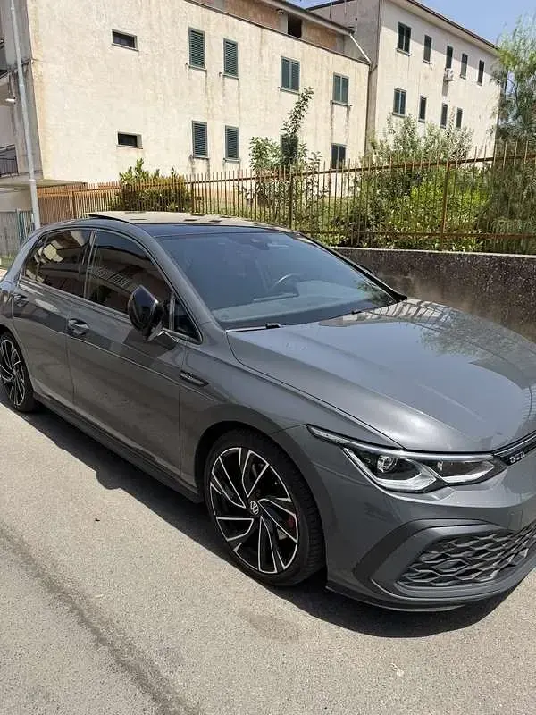 Usata VW Golf VIII GTD 200 CV (147 kW) 2021 Grigio Berlina