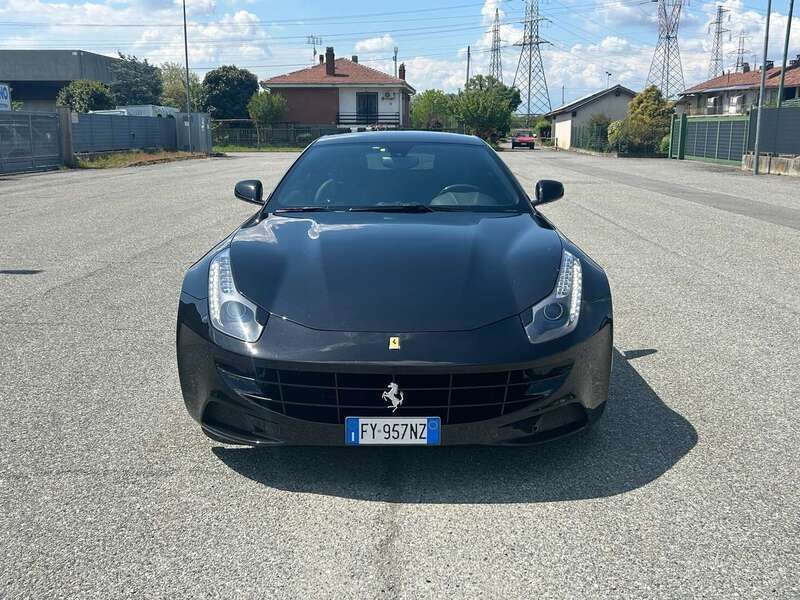 Usata Ferrari FF 659 CV (484 kW) 2013 Nero Station wagon