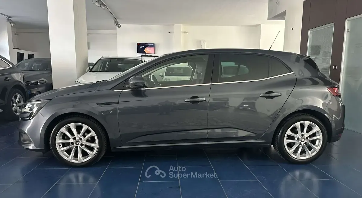 Usata Renault Mégane IV Business 116 CV (85 kW) 2019 Grigio Berlina