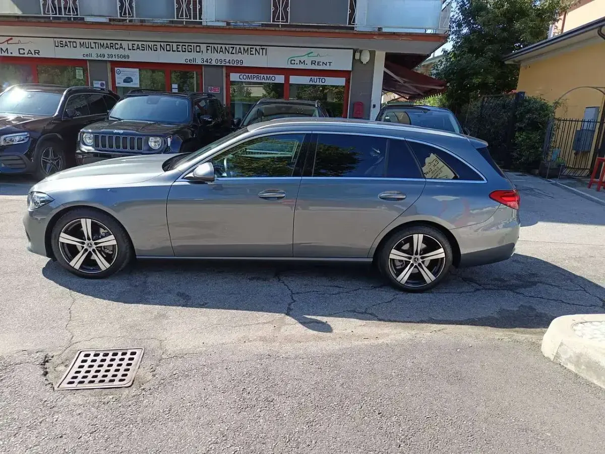 Usata Mercedes C220 Advanced 197 CV (144 kW) 2024 Argento Station wagon