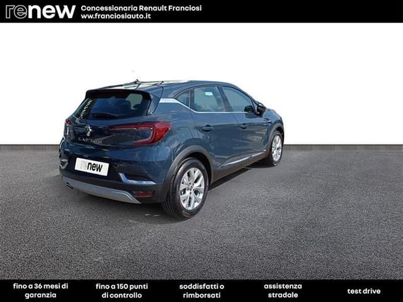 Usata Renault Captur Intens 101 CV (74 kW) 2021 Blu scuro SUV