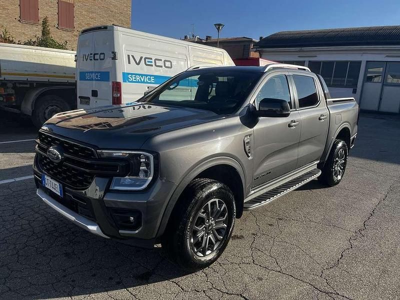 Usata Ford Ranger Wildtrack 205 CV (150 kW) 2024 Grigio Pick-up