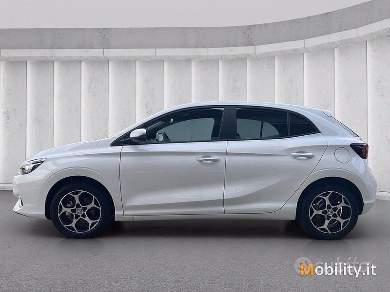 Usata MG MG3 Comfort 195 CV (143 kW) 2024 Bianco Utilitaria