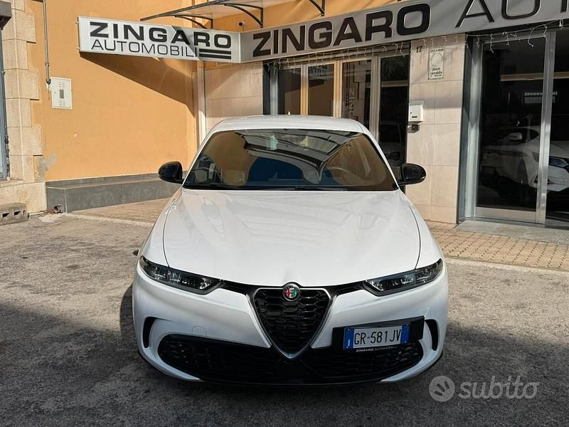Usata Alfa Romeo Tonale Super 130 CV (95 kW) 2023 Bianco SUV