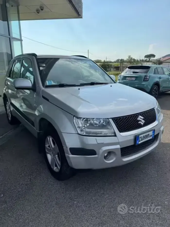 Usata Suzuki Grand Vitara 129 CV (94 kW) 2008 Grigio SUV