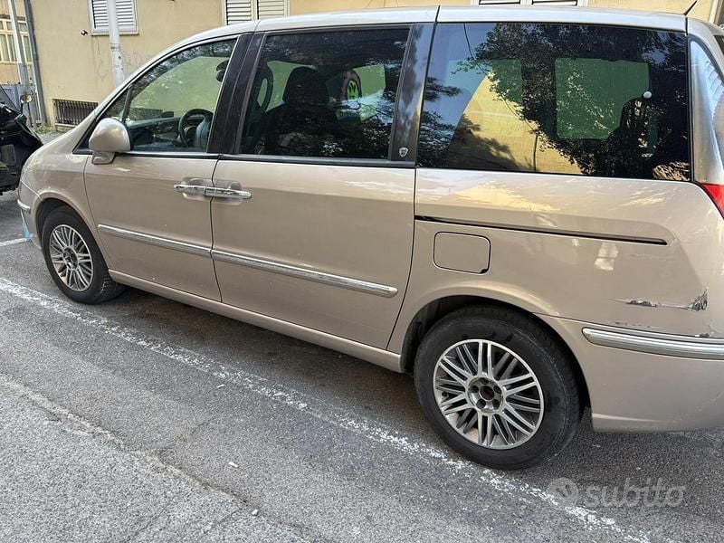 Usata Lancia Phedra 170 CV (125 kW) 2010 Monovolume