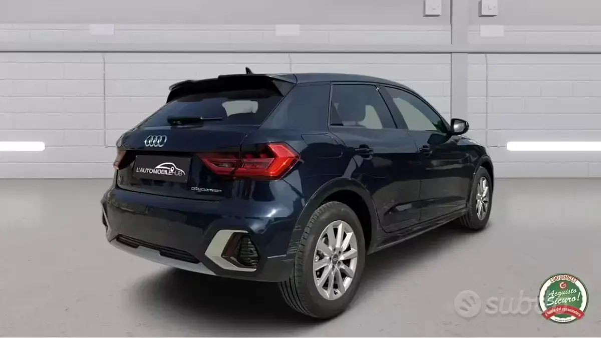 Usata Audi A1 Ambiente 116 CV (85 kW) 2019 Blu/azzurro SUV