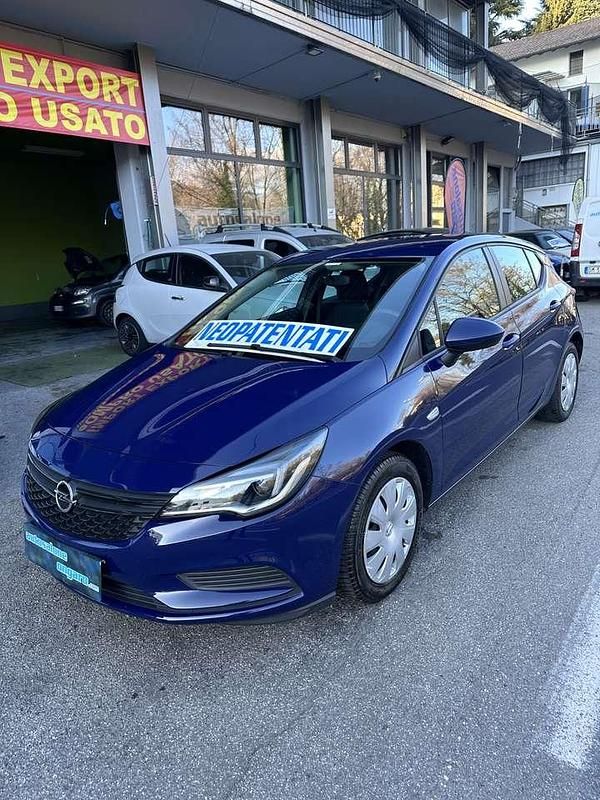Usata Opel Astra Active 101 CV (74 kW) 2017 Other Berlina