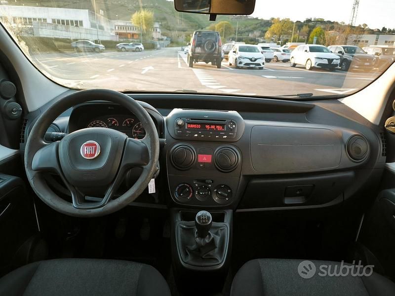 Begagnad Fiat Qubo Easy 80 HK (58 kW) 2017 Vit Minibuss
