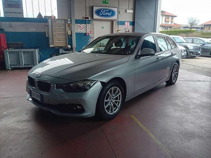 Usata BMW 318 Advantage 150 CV (110 kW) 2017 Argento Station wagon
