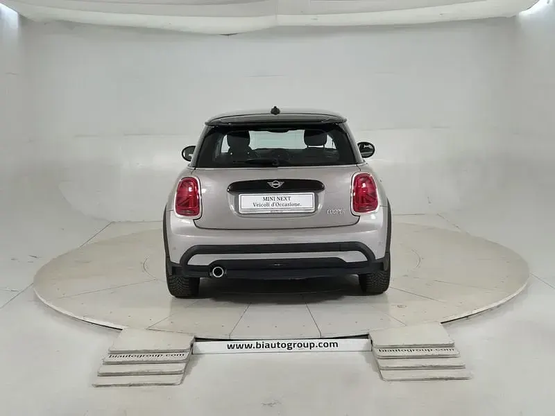 Usata Mini Cooper Business 136 CV (100 kW) 2022 Beige Utilitaria