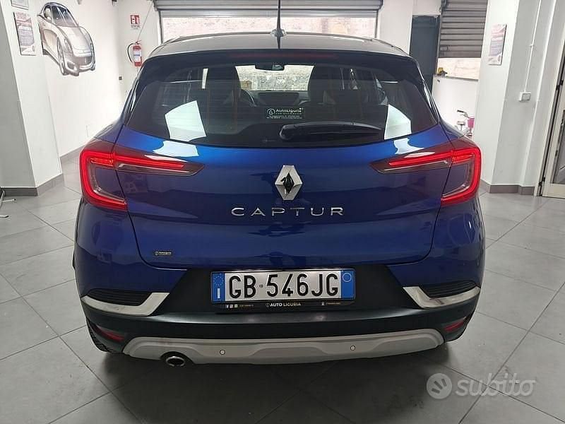 Usata Renault Captur Intens 100 CV (73 kW) 2020 Blu SUV