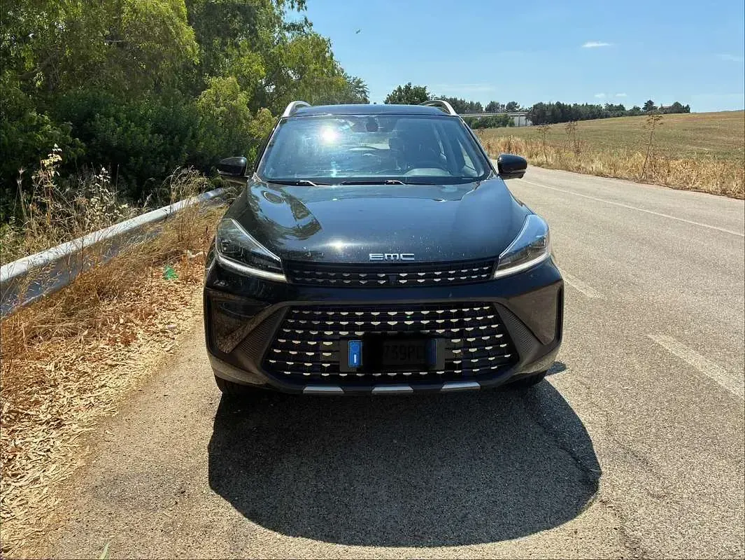 Usata EMC SEI 147 CV (108 kW) 2025 Nero SUV