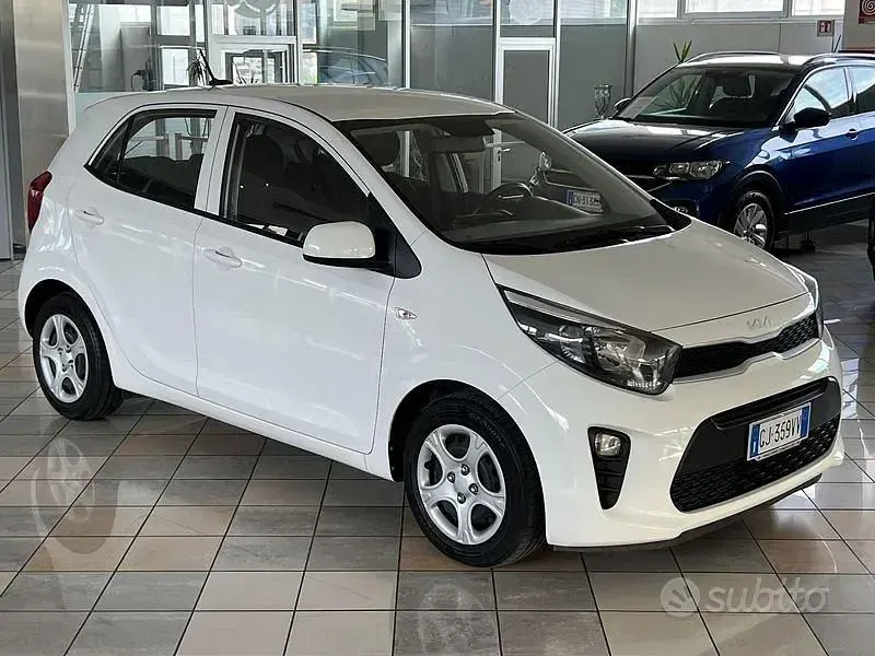 Usata Kia Picanto Urban 67 CV (49 kW) 2022 Bianco Utilitaria