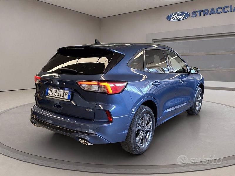 Usata Ford Kuga ST-Line 225 CV (165 kW) 2021 Blu metallizzato SUV