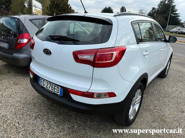 Usata Kia Sportage Active 135 CV (99 kW) 2011 Bianco pastello SUV