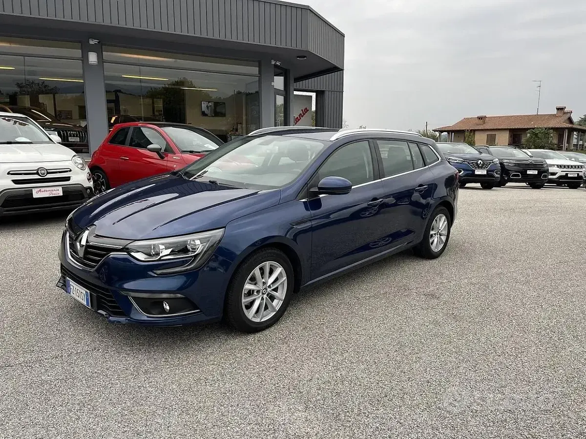 Usata Renault Mégane GrandTour 95 CV (69 kW) 2019 Bluazzurro Station wagon