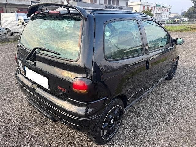 Usata Renault Twingo 58 CV (42 kW) 2003 Nero Utilitaria