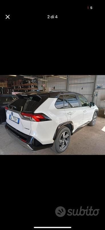 Usata Toyota RAV4 128 CV (94 kW) 2020 Bianco SUV