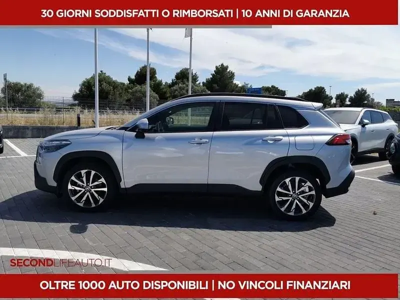 Usata Toyota Corolla Cross Trend 140 CV (102 kW) 2025 Argento SUV