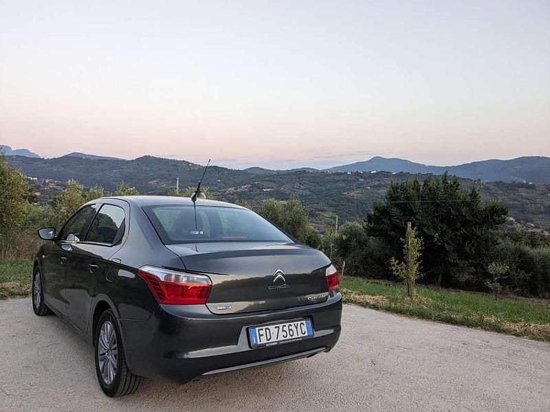 Usata Citroën C-Elysee I Exclusive 99 CV (72 kW) 2016 Berlina
