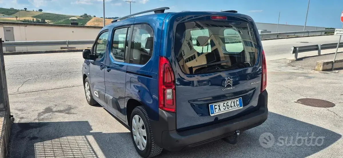 Usata Citroën Berlingo Live 102 CV (75 kW) 2019 Bluazzurro Monovolume