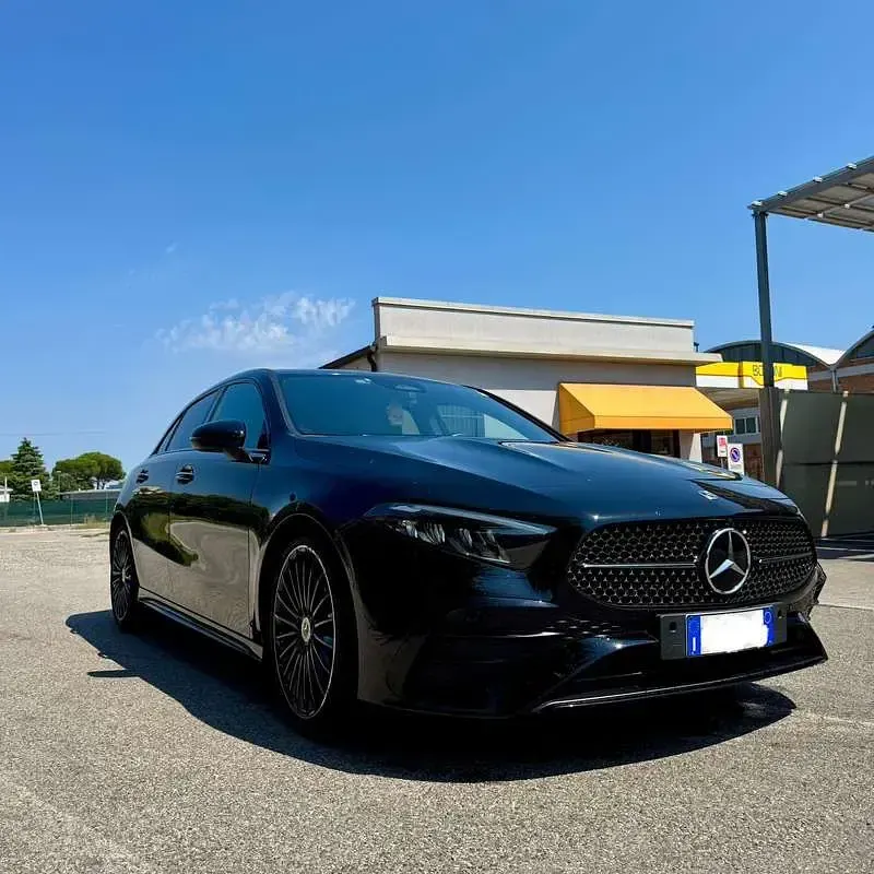 Usata Mercedes A180 Advanced Plus 116 CV (85 kW) 2023 Nero Berlina