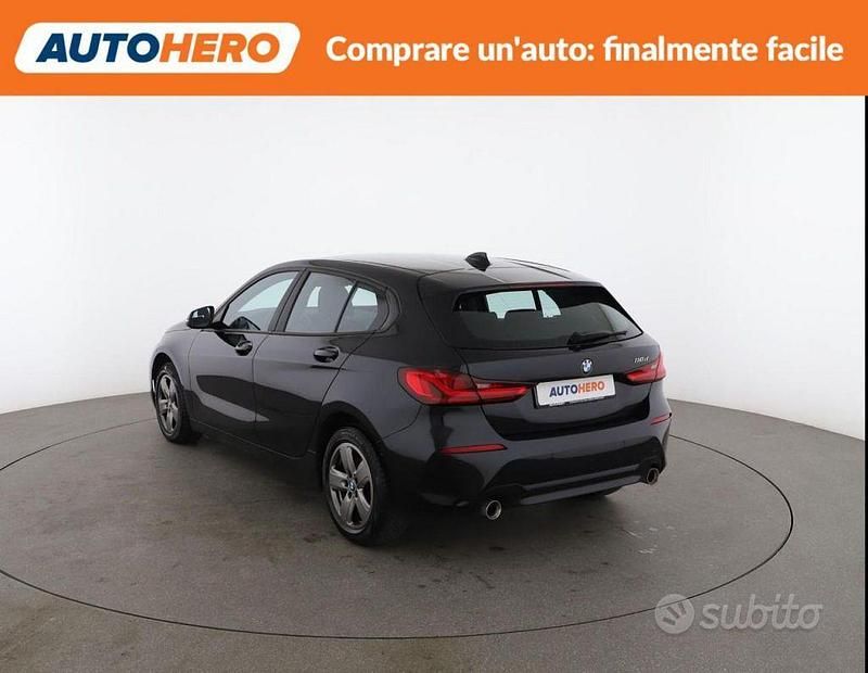 Usata BMW 118 Advantage 149 CV (109 kW) 2022 Nero Utilitaria