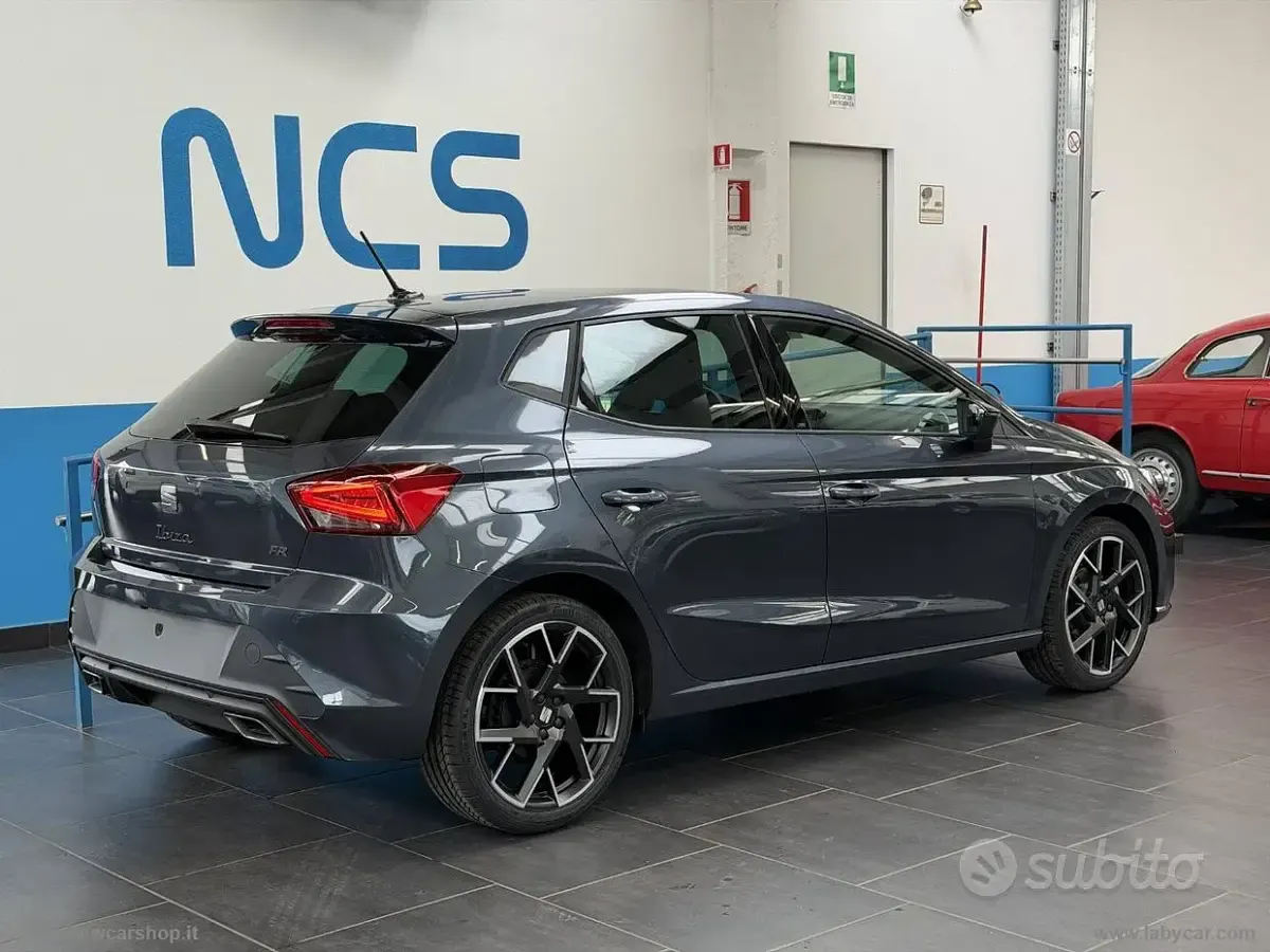 Nuova Seat Ibiza FR 95 CV (69 kW) 2026 Grigio Utilitaria