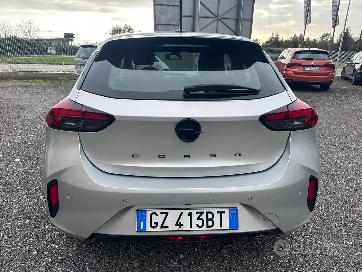 Usata Opel Corsa 101 CV (74 kW) 2025 Grigio Utilitaria
