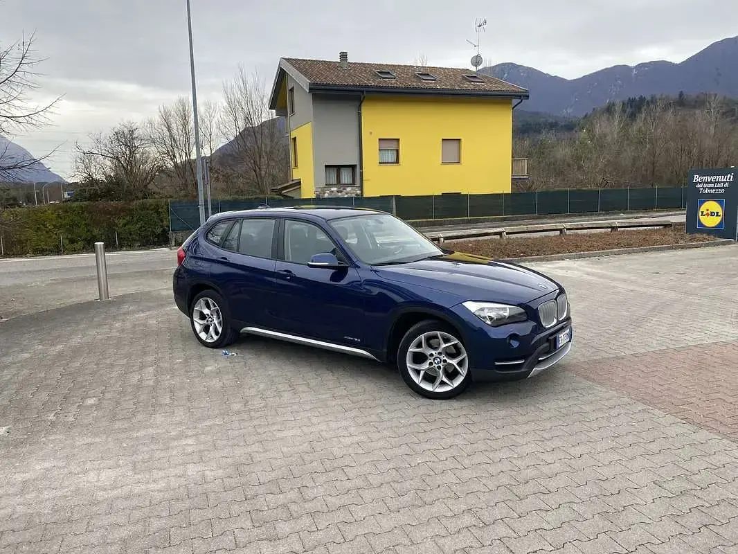 Usata BMW X1 143 CV (105 kW) 2013 Blu/azzurro SUV
