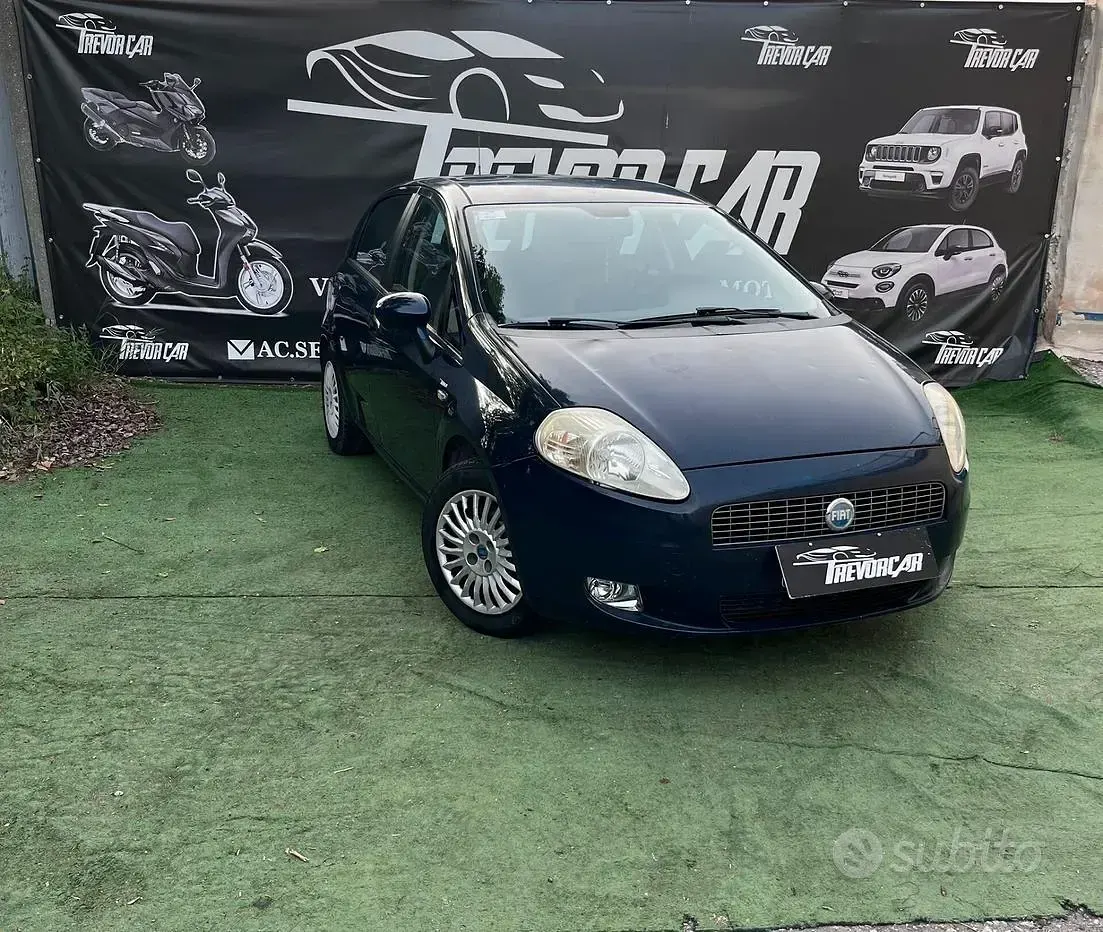 Usata Fiat Grande Punto Active 65 CV (47 kW) 2007 Bluazzurro Utilitaria