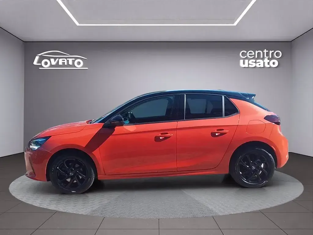Usata Opel Corsa Elegance 102 CV (75 kW) 2023 Arancione Utilitaria