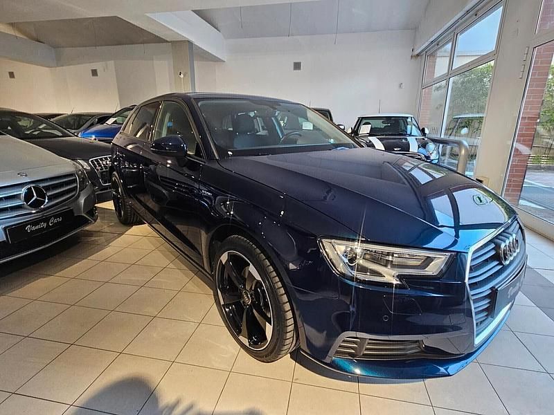 Usata Audi A3 110 CV (80 kW) 2017 Blu Berlina