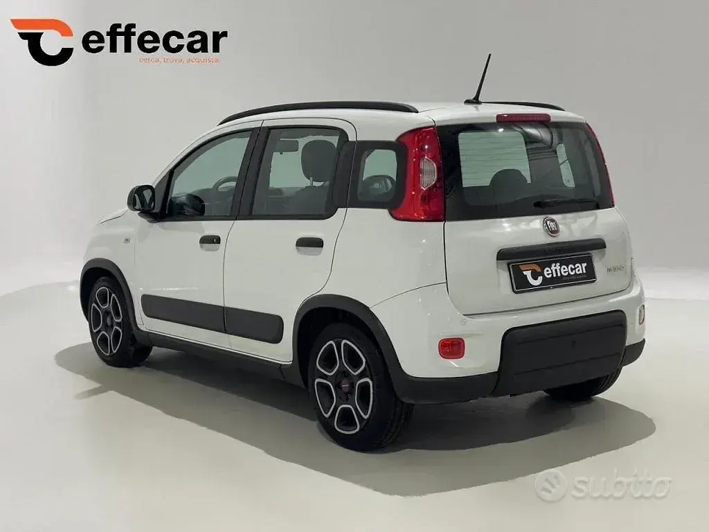 Usata Fiat Panda Sport 70 CV (51 kW) 2021 Bianco Utilitaria