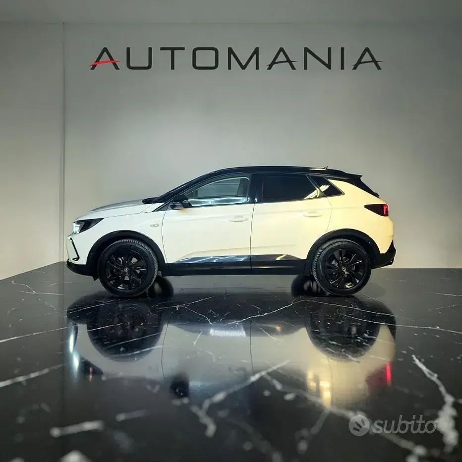 Usata Opel Grandland X GS Line 131 CV (96 kW) 2022 Bianco SUV