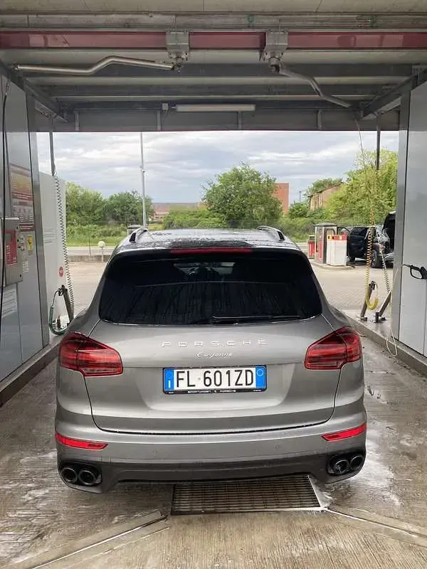 Usata Porsche Cayenne 250 CV (183 kW) 2016 SUV