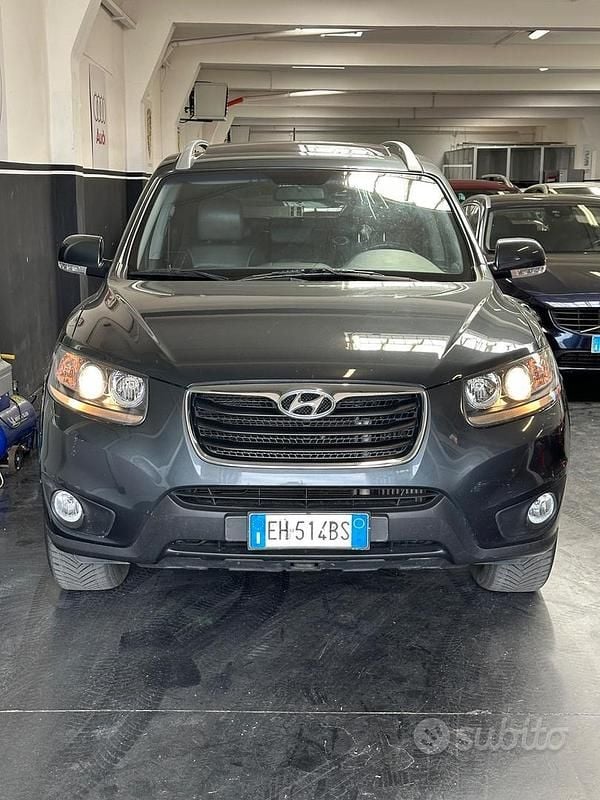 Usata Hyundai Santa Fe Style 197 CV (144 kW) 2011 Blu SUV