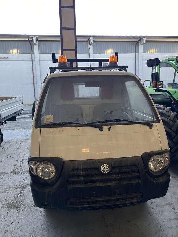 Usata Piaggio Quargo 18 CV (13 kW) 2010 Furgone