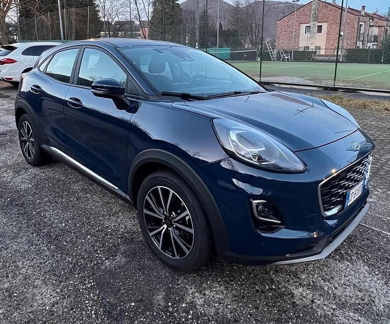 Usata Ford Puma Titanium 125 CV (91 kW) 2023 Blu Station wagon